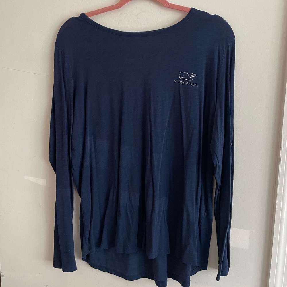 XL vineyard vines long sleeve shirt